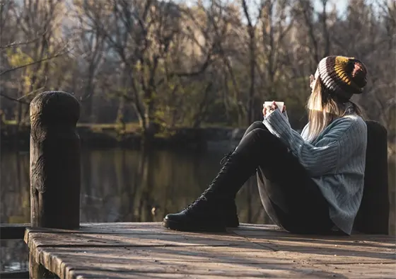 Persona reflexionando sobre el juego responsable